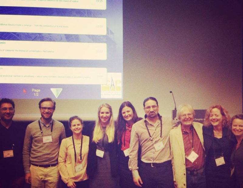 10487405_915898808427043_7564390304467801343_n